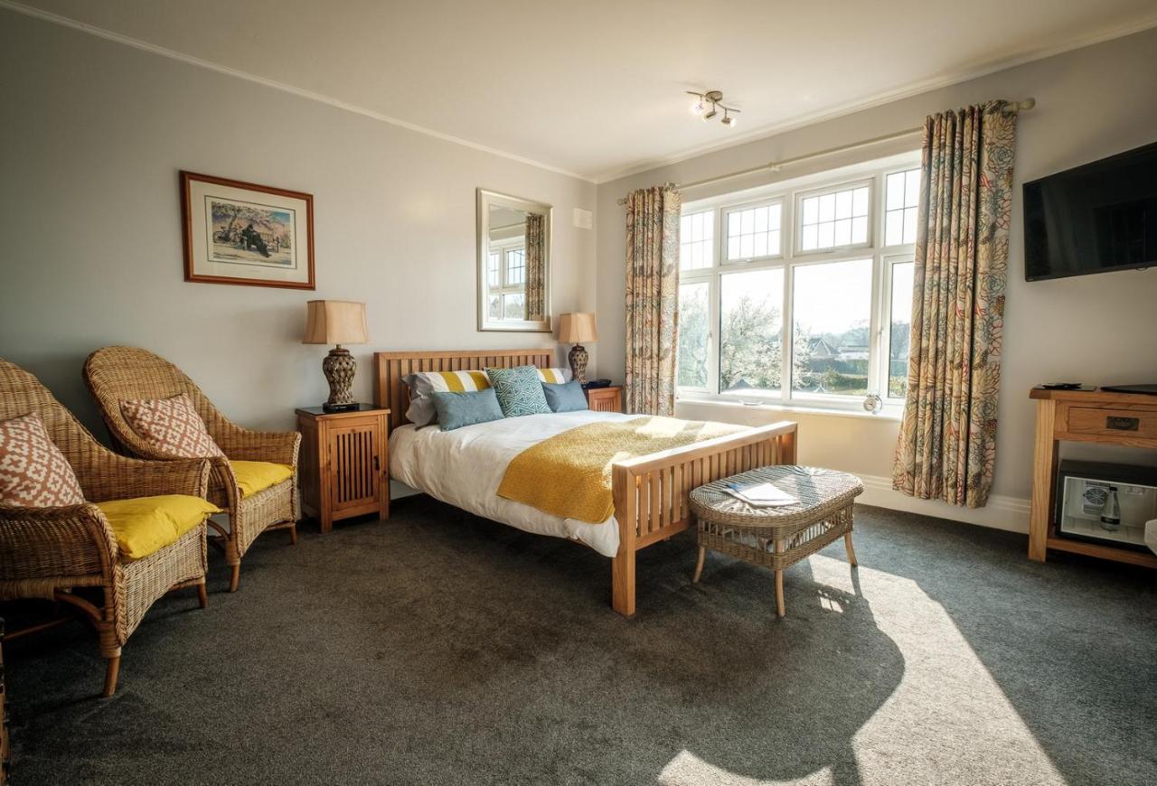 Westergate House 3*