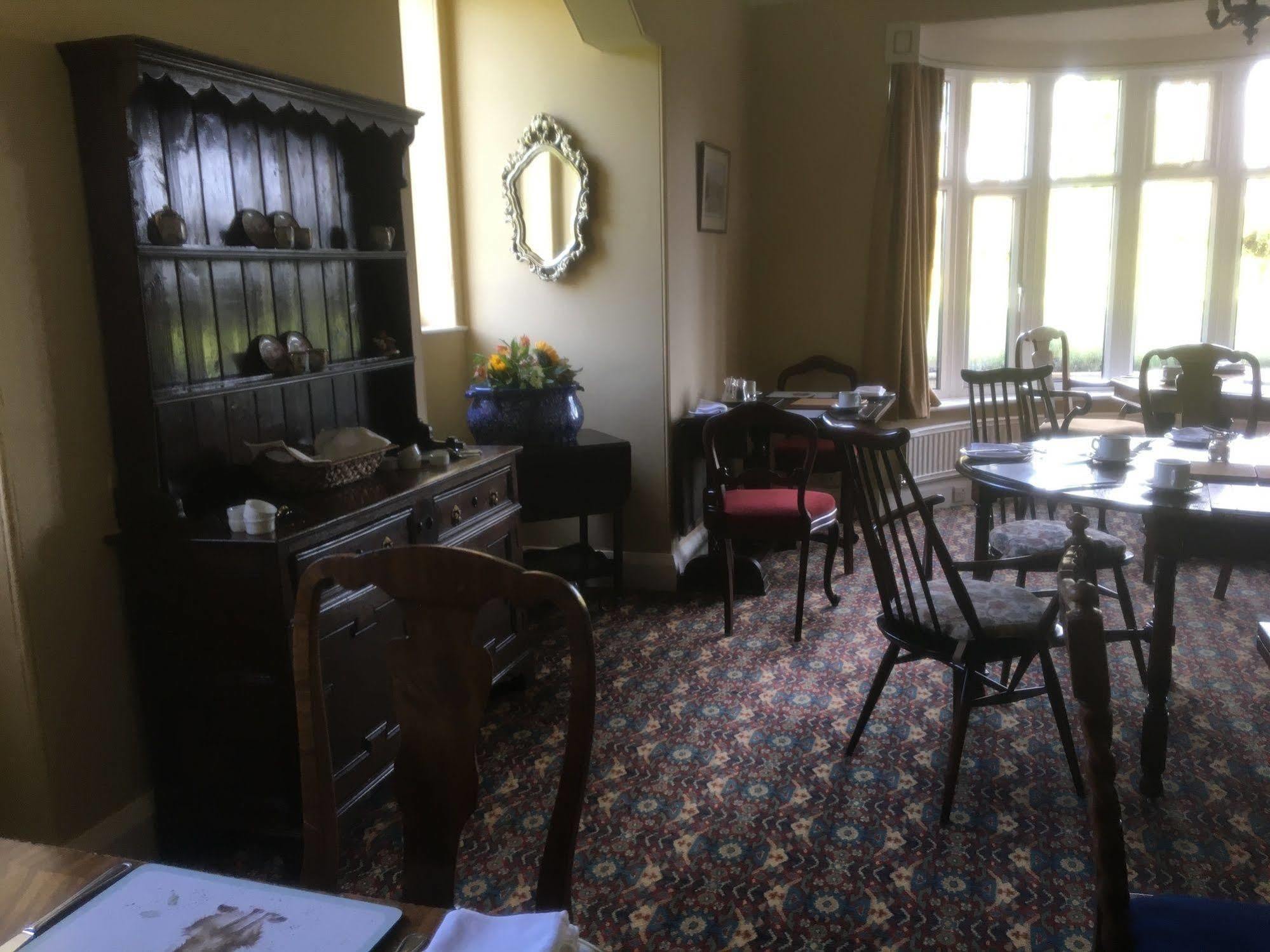 Westergate House 3*